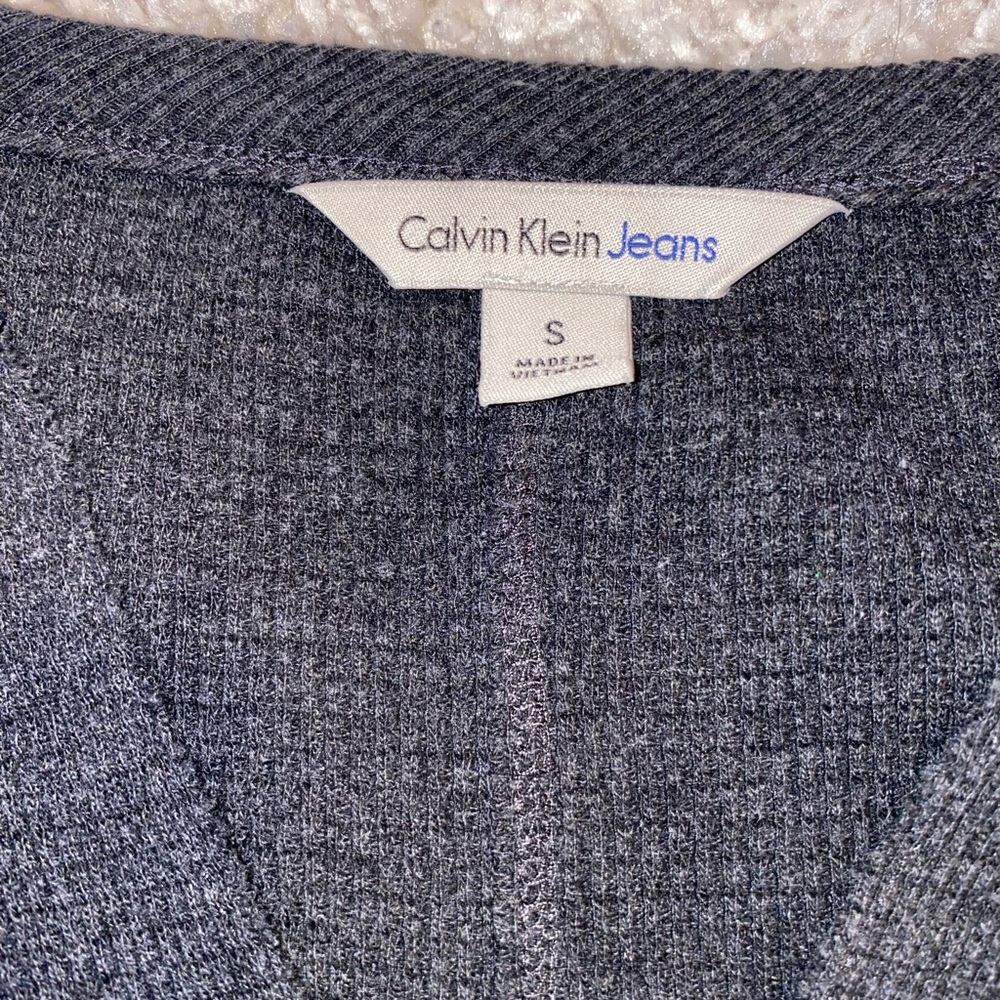 Sweater - Picture 3 of 3